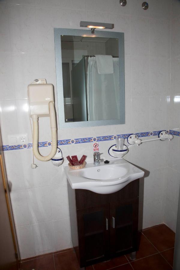 Hostal Cafeteria El Mero Zahora Dış mekan fotoğraf
